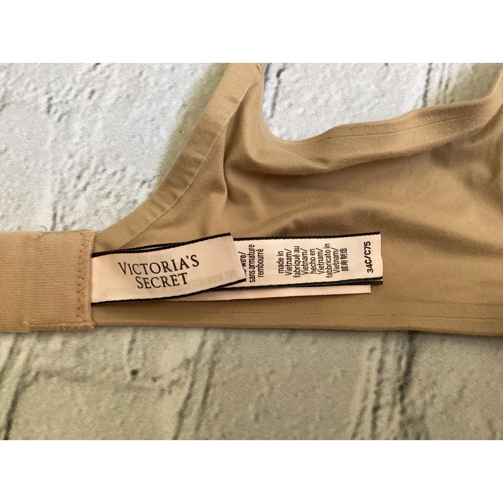 Victorias Secret Wireless Bra Tan Nude Padded T-Shirt Bra 34C Gold V Logo - Picture 3 of 7